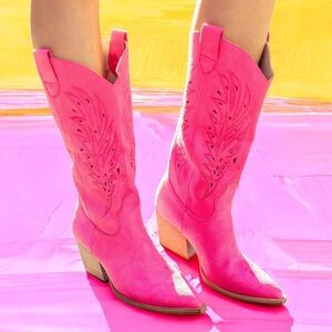 Mi.iM Vibrant Pink Heeled Boots